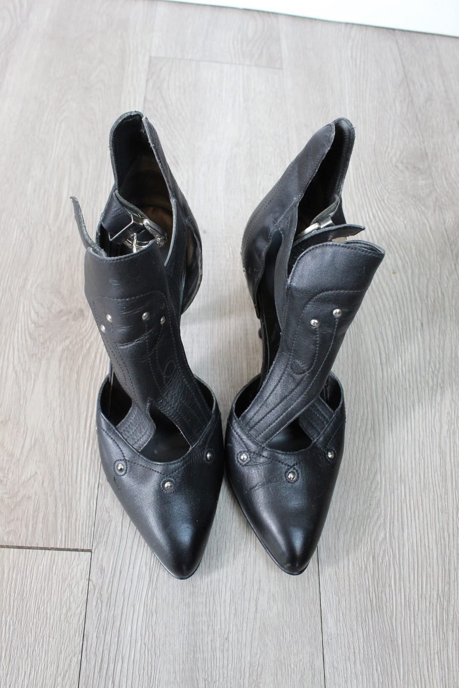 1980s RUSH HOUR STUDDED shoes size 8.5 us | new spring