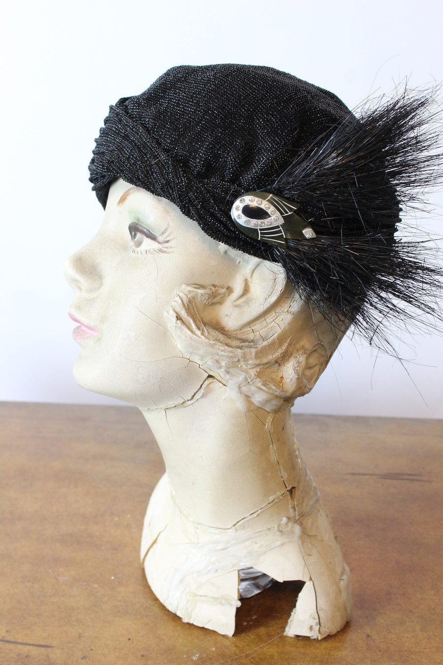 1920s LUREX ART DECO clip cloche hat | new fall
