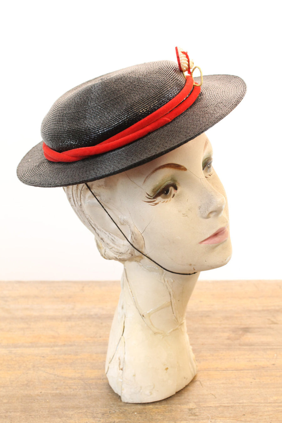 1950s Bon Marche straw boater hat | pearl heart tilt hat