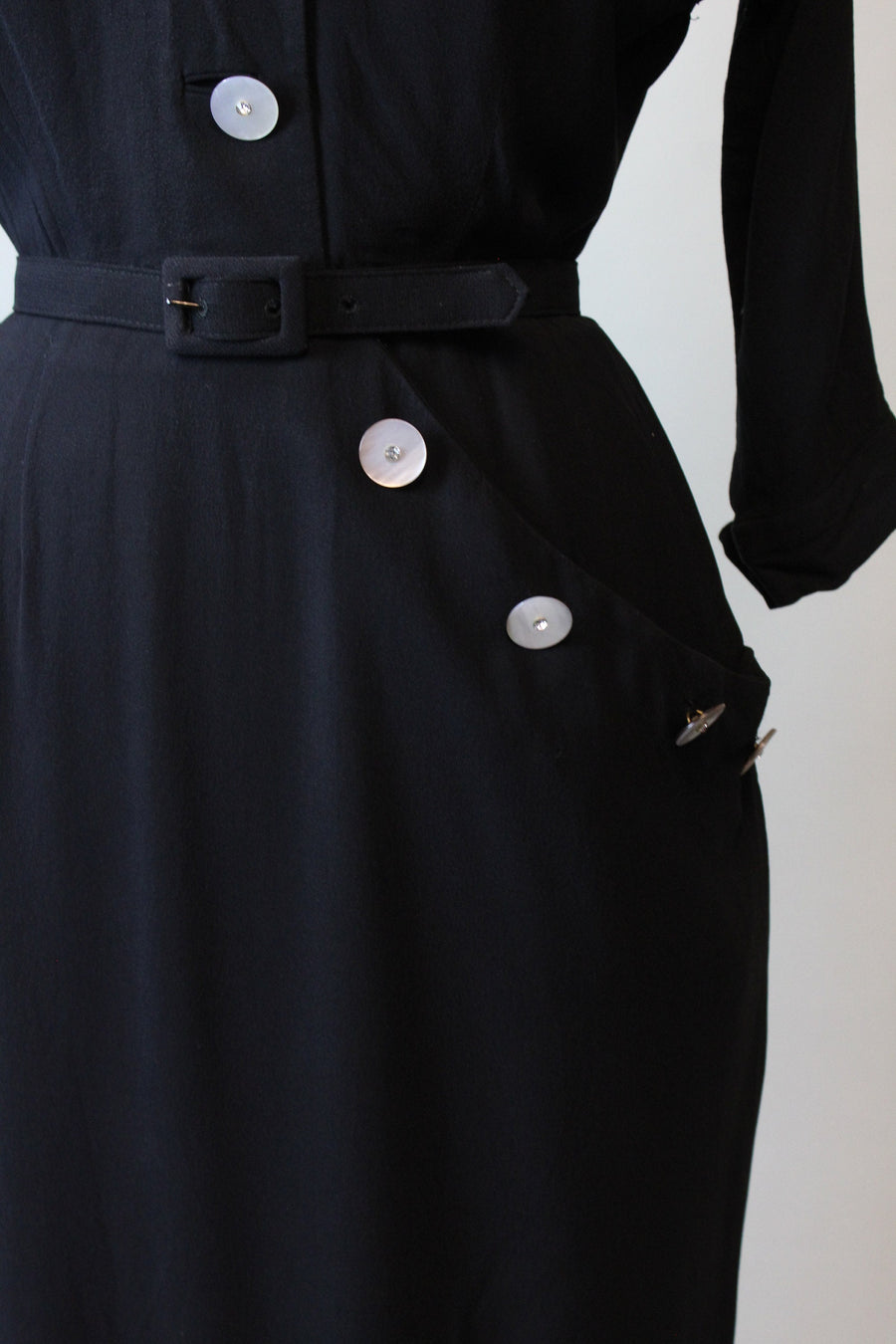 1940s DIMINUTIVES BUTTON rayon dress small | new fall winter