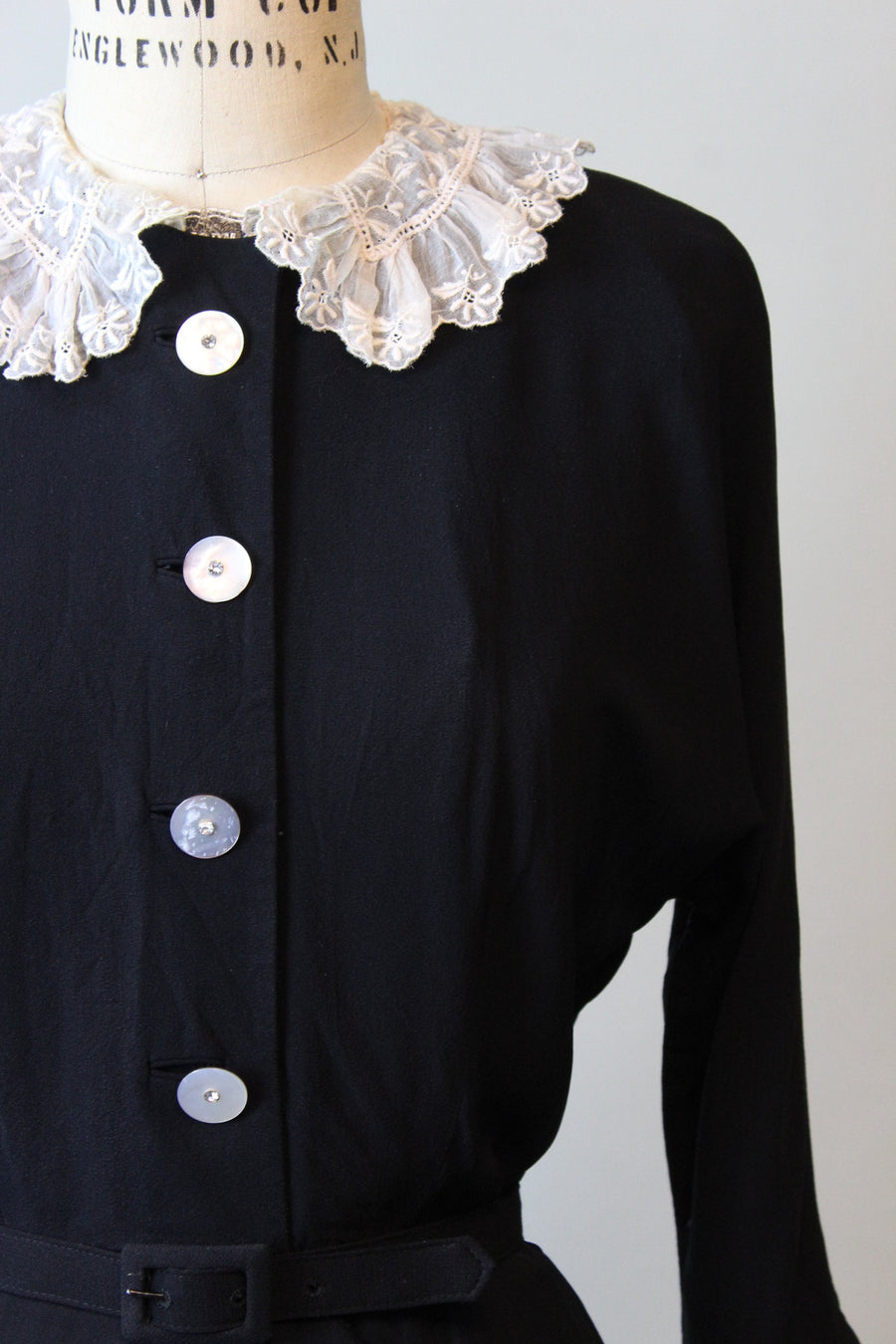 1940s DIMINUTIVES BUTTON rayon dress small | new fall winter