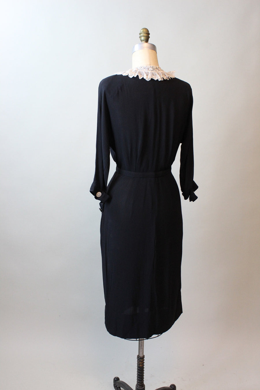 1940s DIMINUTIVES BUTTON rayon dress small | new fall winter