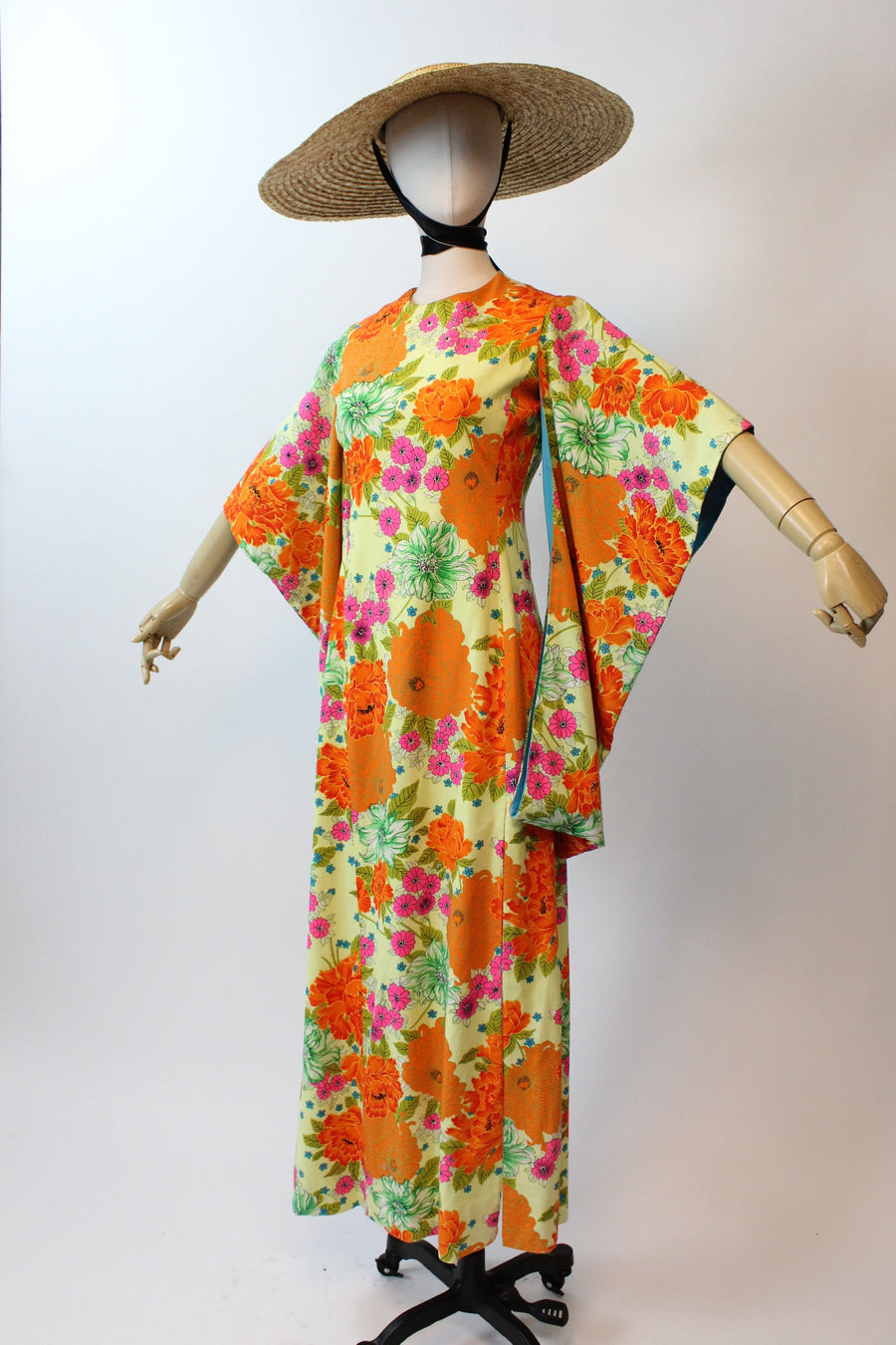1960s TINA LESER hawaiian KIMONO sleeve dress xs | new spring summer