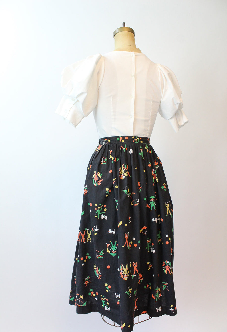 1950s CIRCUS poodle novelty print skirt medium | new spring summer