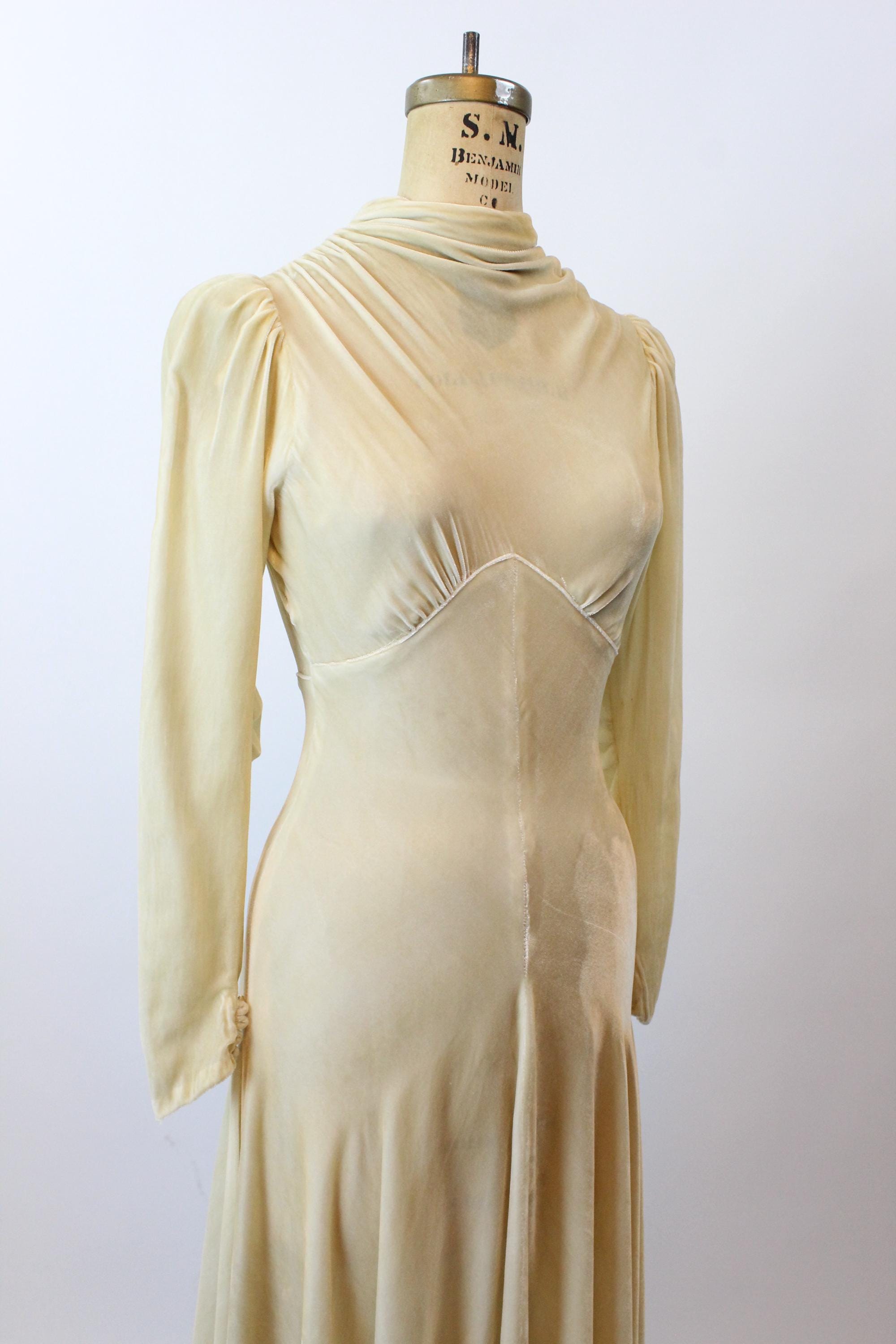 1930s VELVET WEDDING dress train xs