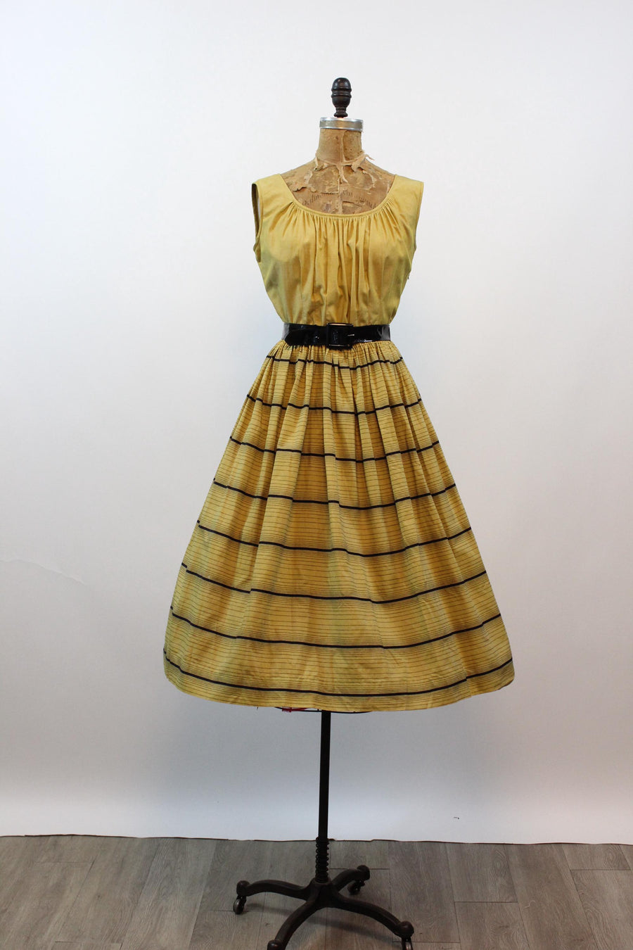 1950s STRIPES cotton peasant dress small medium 1950s STRIPES cotton peasant dress small medium
