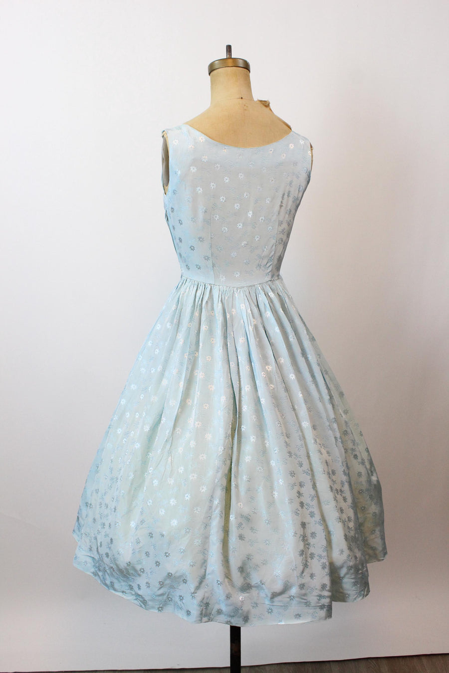 1950s EMBOSSED cinderella dress xs