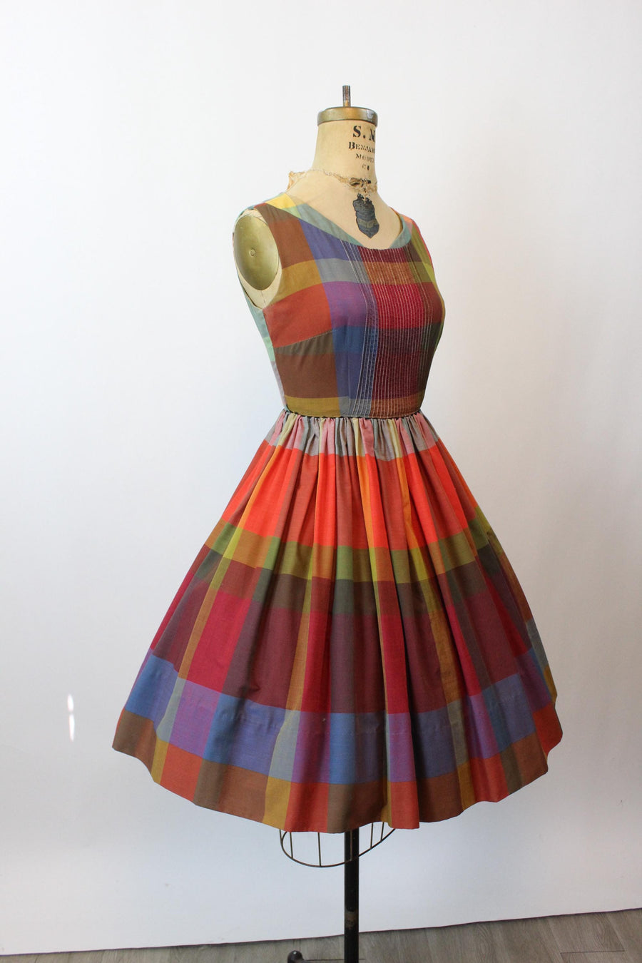 1950s PLAID cotton autumn dress small | new fall winter