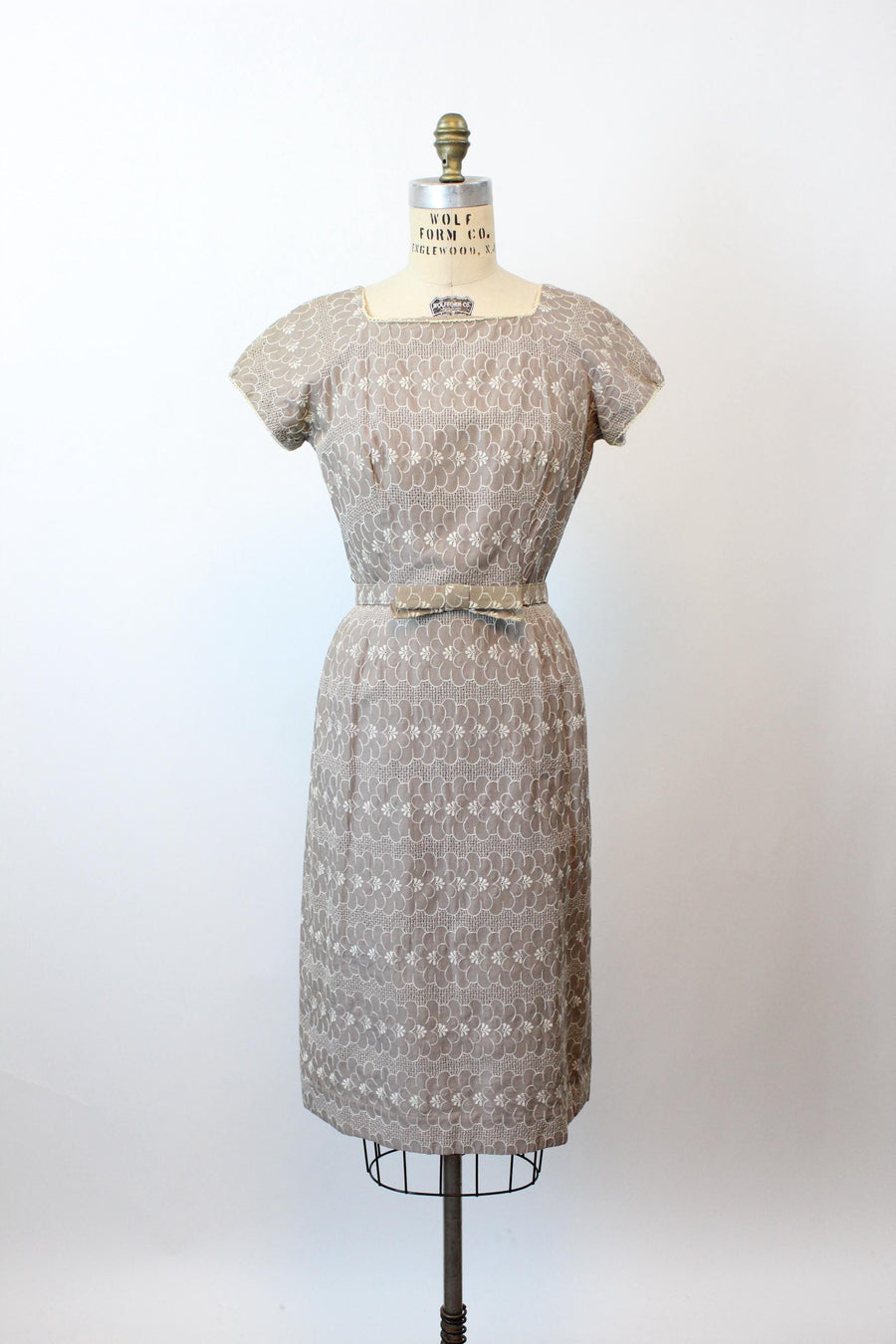 cotton eyelet dress 1950s HENRY LEE cotton eyelet dress medium