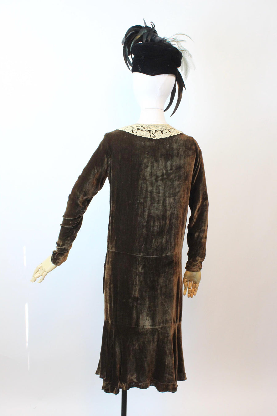 1920s CHOCOLATE silk velvet dress small | new winter