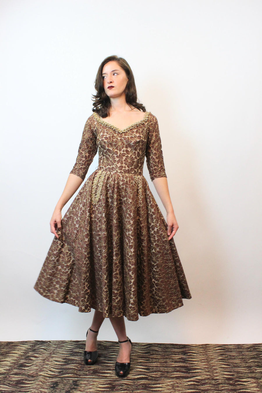 1950s PEARLS and LACE fit and flare dress xs | new fall winter