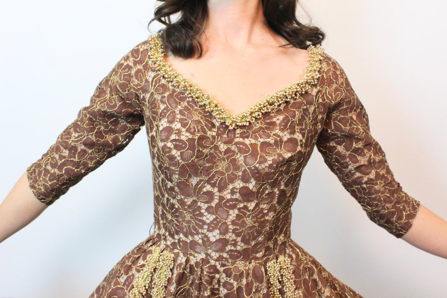 1950s PEARLS and LACE fit and flare dress xs | new fall winter