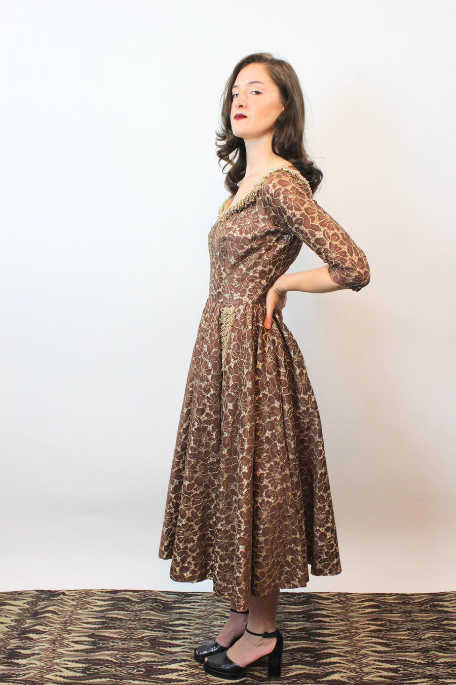 1950s PEARLS and LACE fit and flare dress xs | new fall winter
