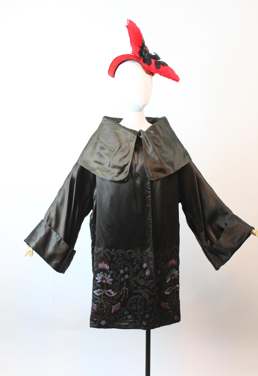 1920s RARE EMBROIDERED silk coat | new fall winter
