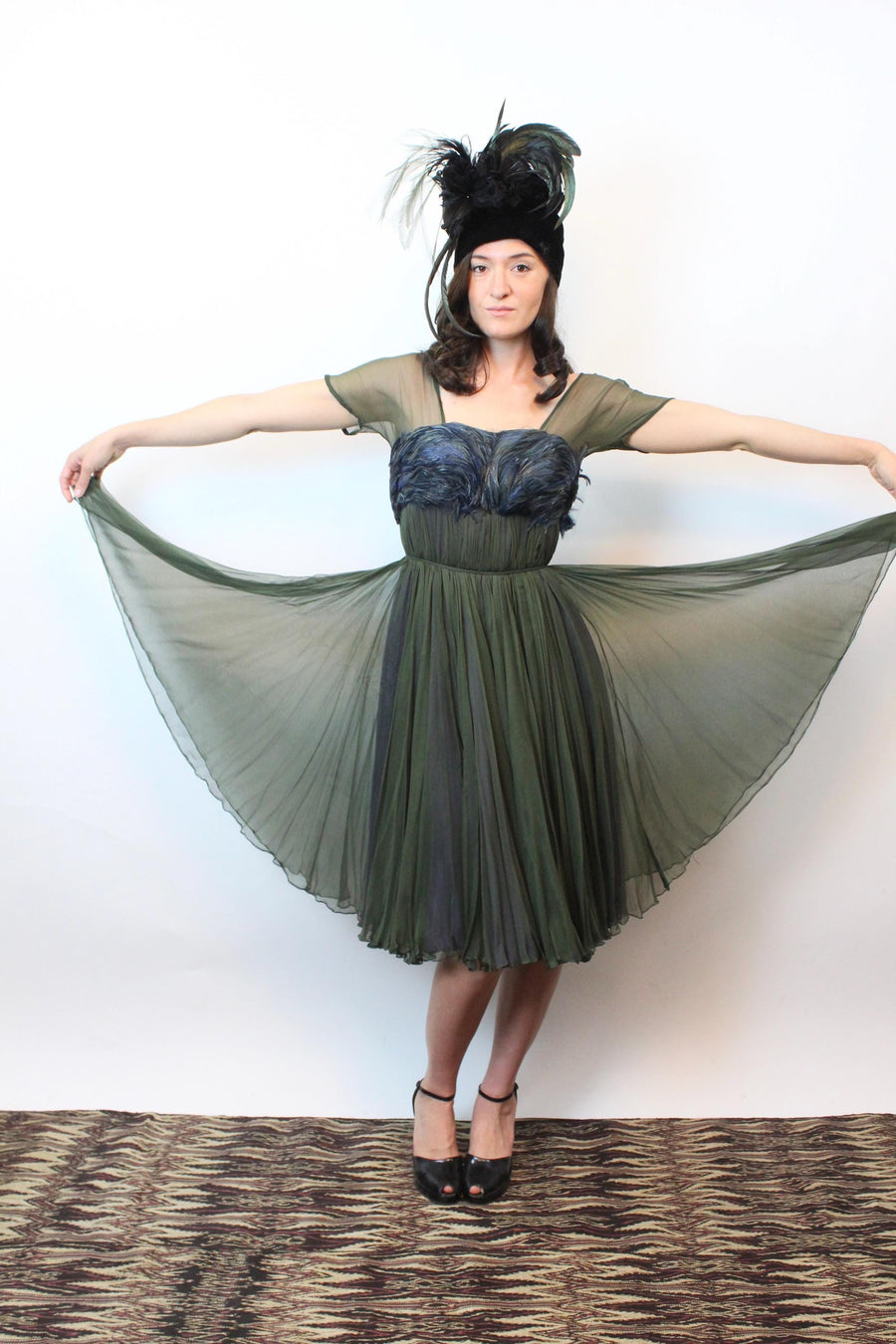 1950s GALANOS FEATHER and chiffon dress xxs | new fall winter