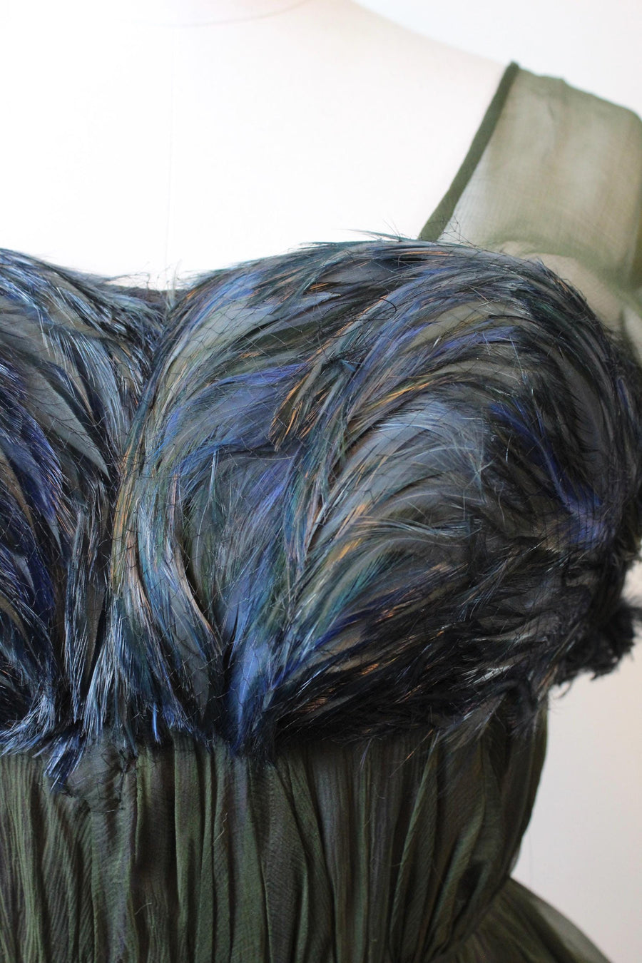 1950s GALANOS FEATHER and chiffon dress xxs | new fall winter