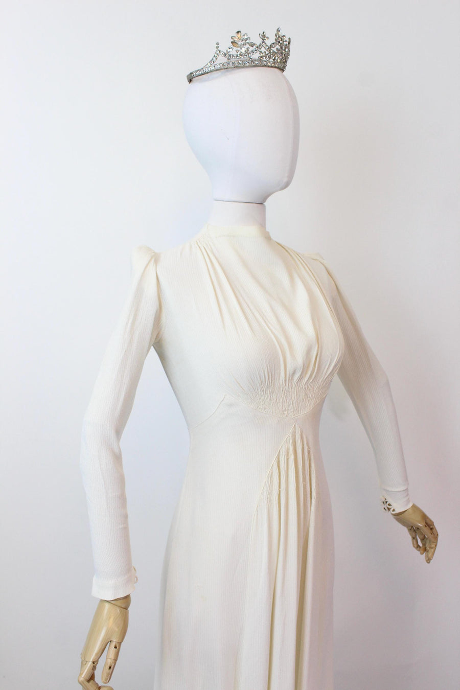 1930s IVORY WEDDING dress train xs