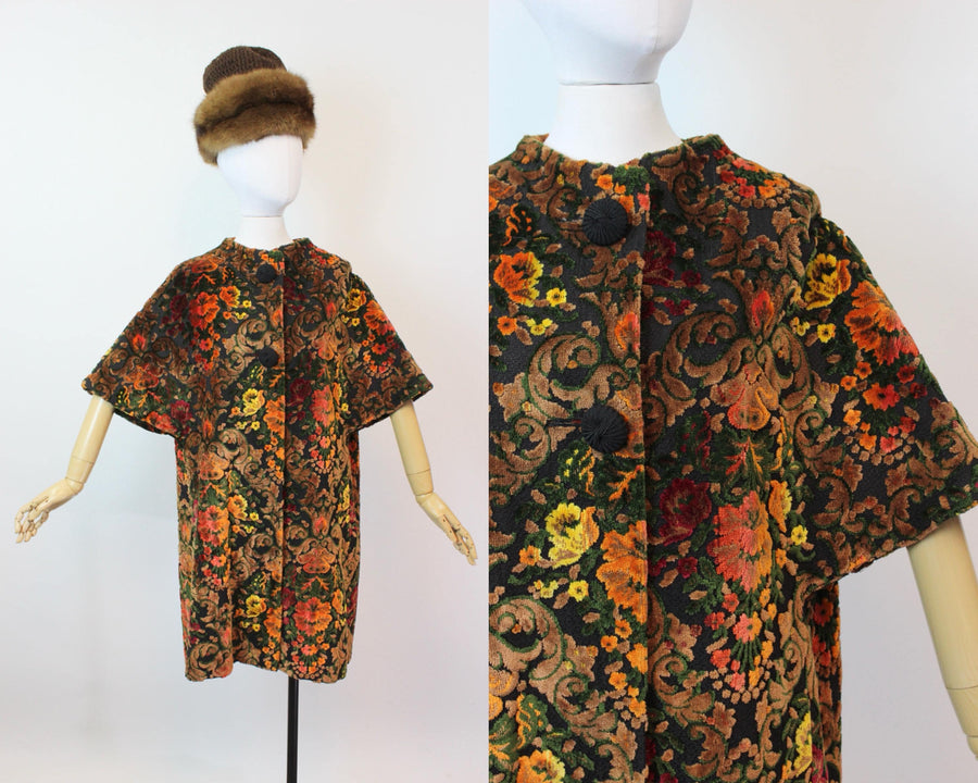 1960s TAPESTRY velvet CAPE coat small medium | new fall winter