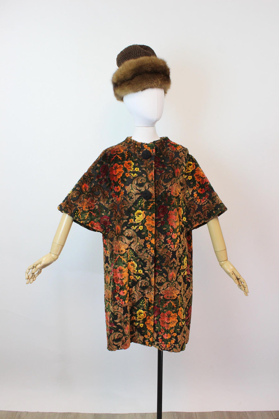1960s TAPESTRY velvet CAPE coat small medium | new fall winter