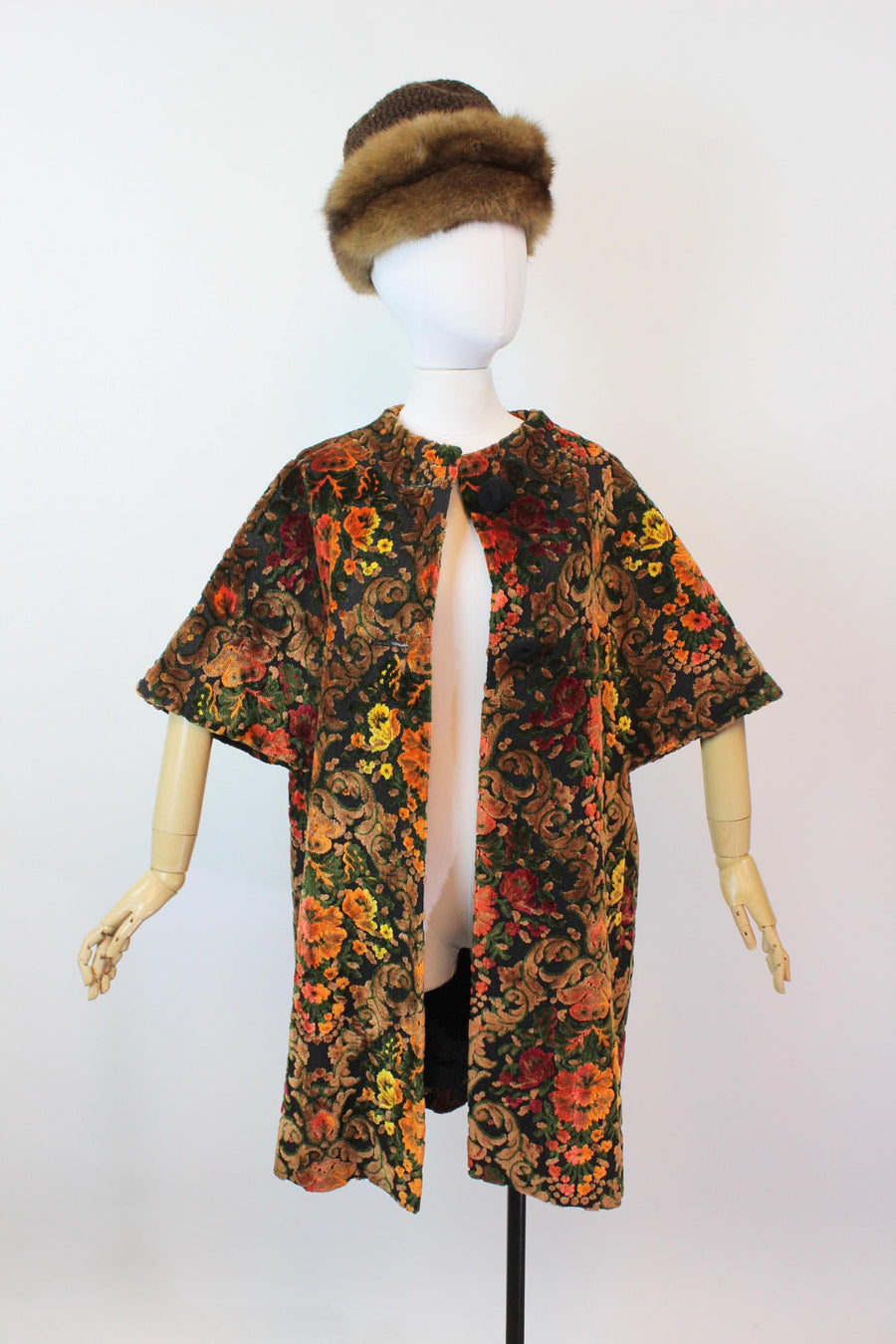 1960s TAPESTRY velvet CAPE coat small medium | new fall winter