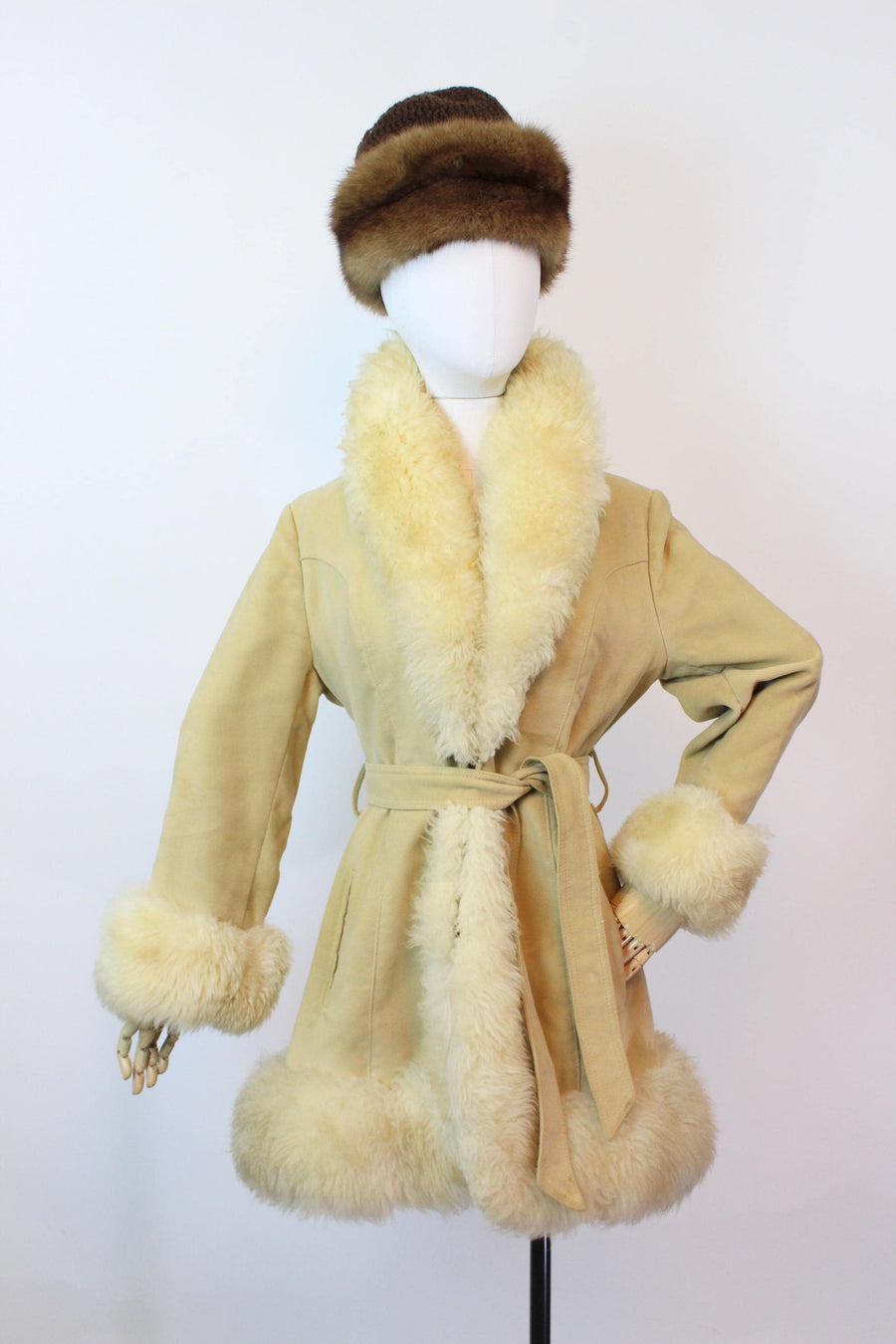 1970s COUNTRY PACER princess fur coat medium | new fall winter