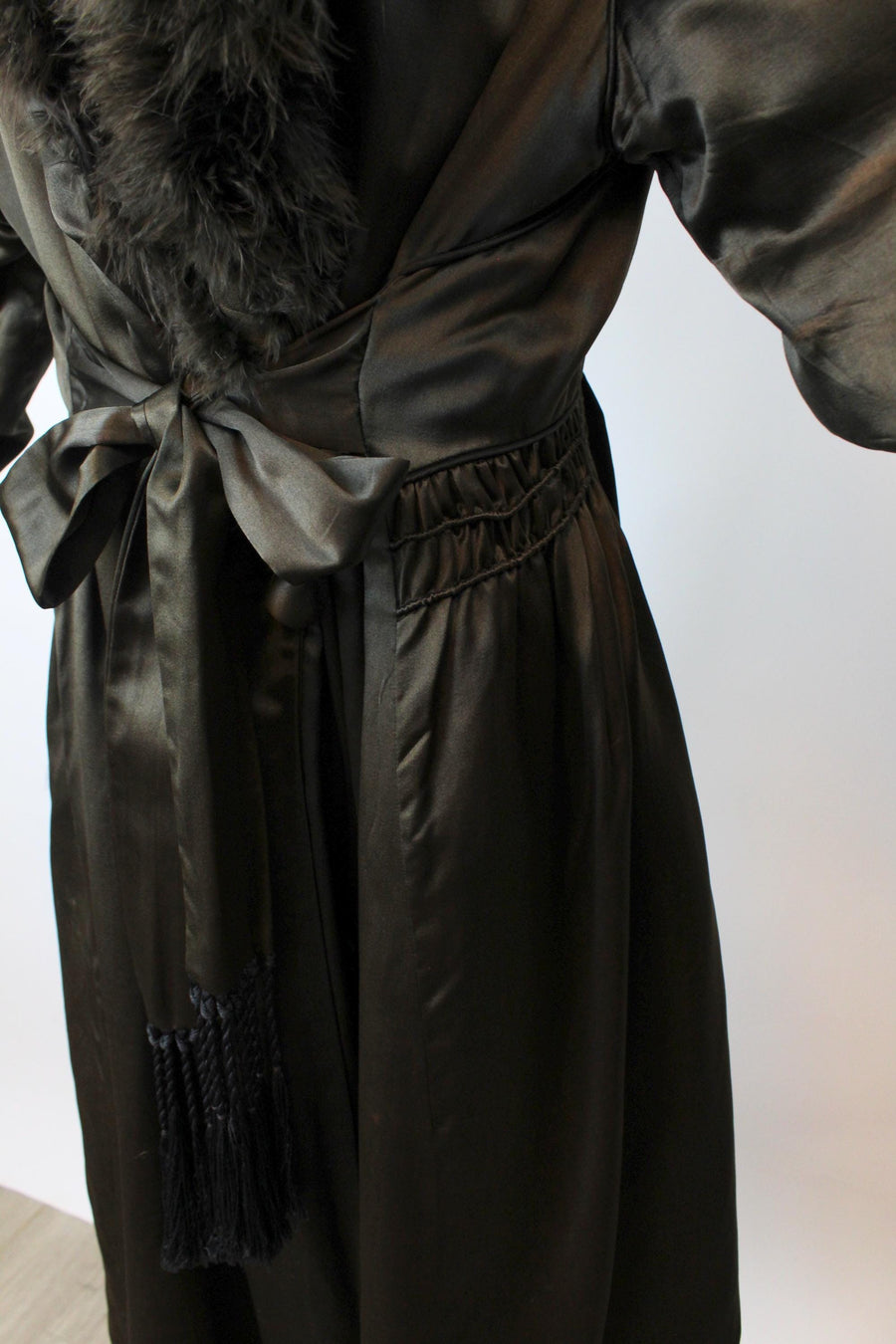 1920s RARE MARABOU silk wrap coat robe | new fall winter