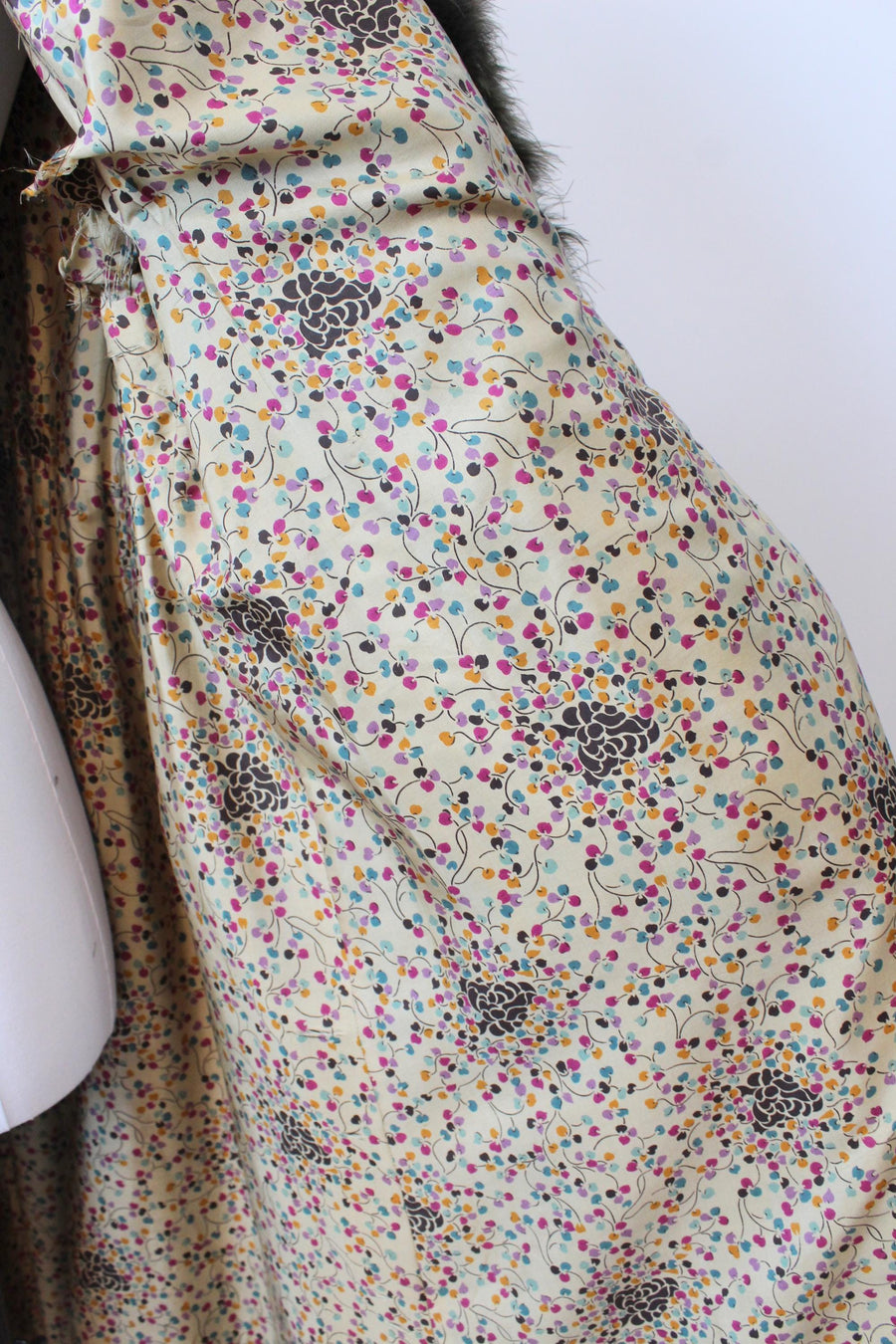 1920s RARE MARABOU silk wrap coat robe | new fall winter