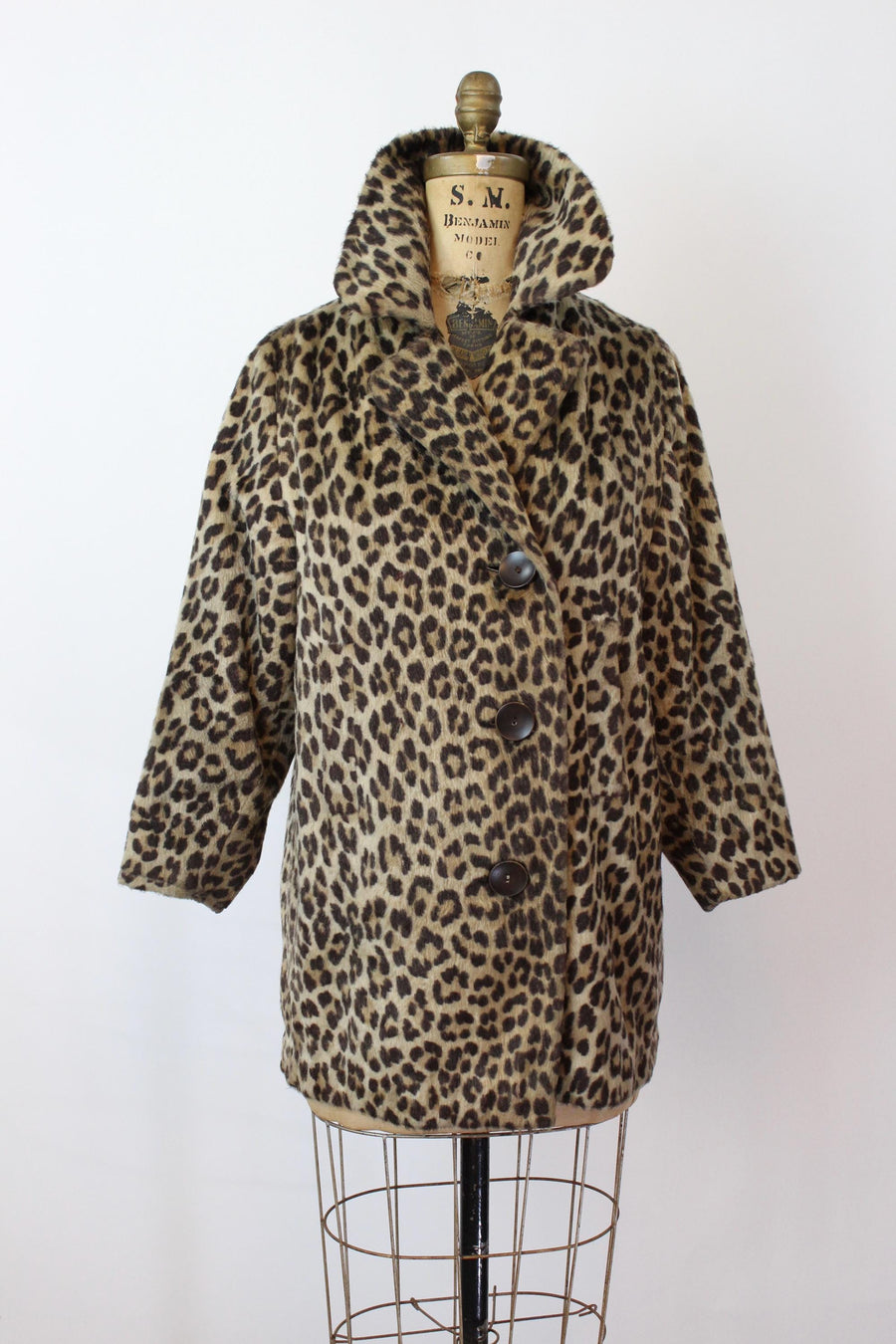 1960s LEOPARD faux fur coat xs small | new fall winter