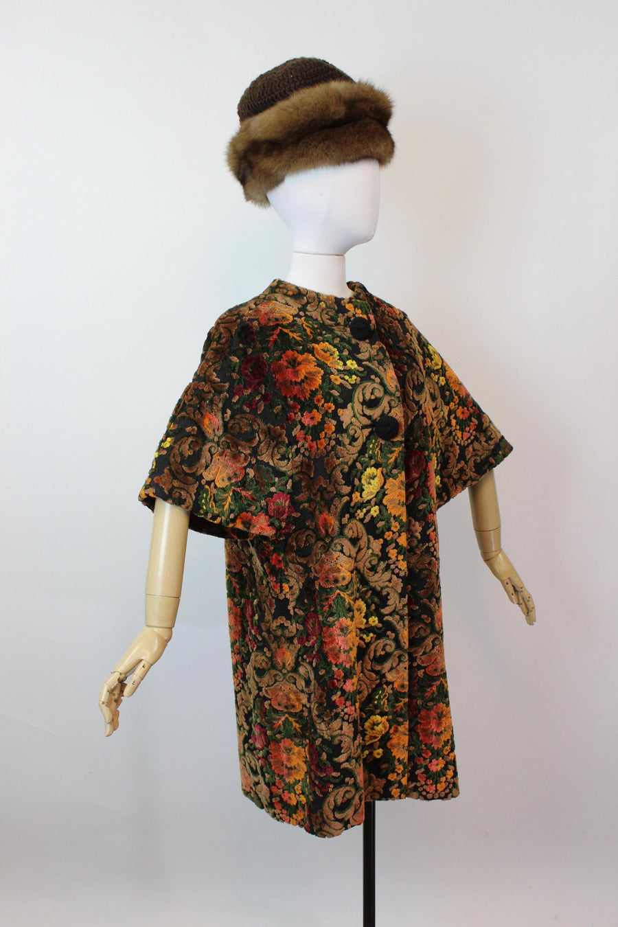 1960s TAPESTRY velvet CAPE coat small medium | new fall winter