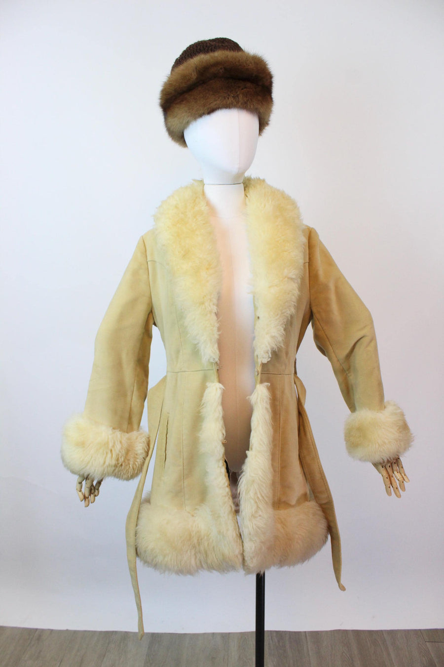 1970s COUNTRY PACER princess fur coat medium | new fall winter
