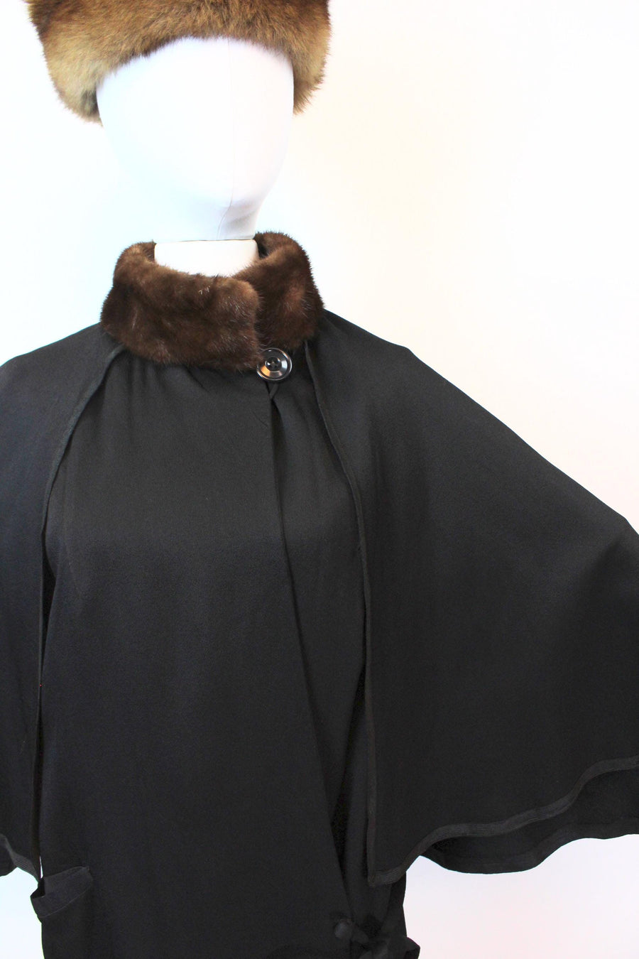 1920s CAPE fur coat small medium | new fall winter