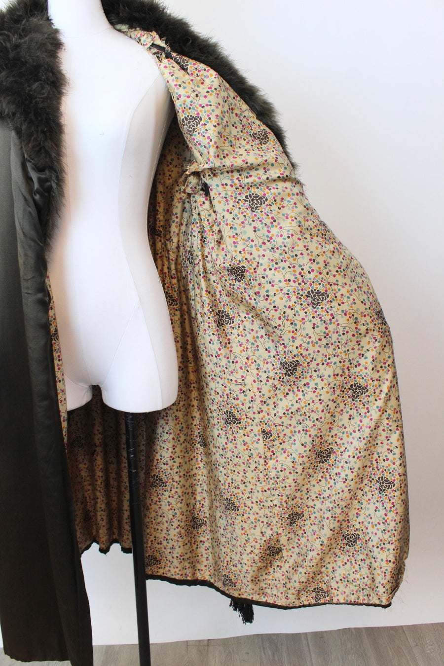 1920s RARE MARABOU silk wrap coat robe | new fall winter