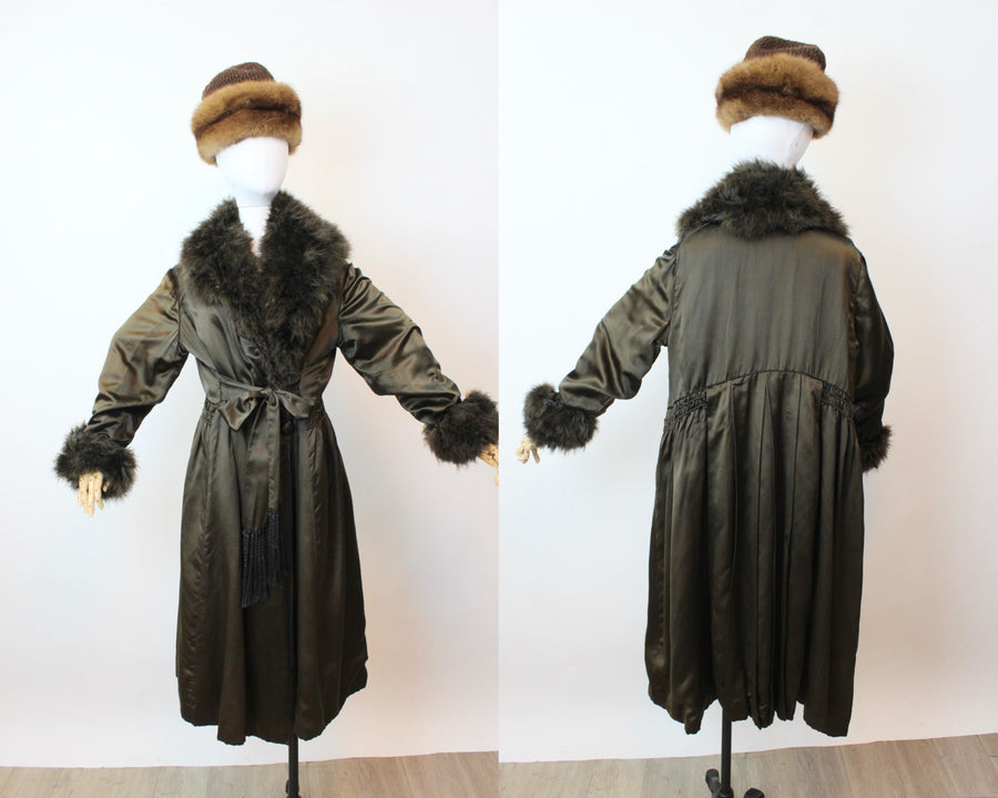 1920s RARE MARABOU silk wrap coat robe | new fall winter