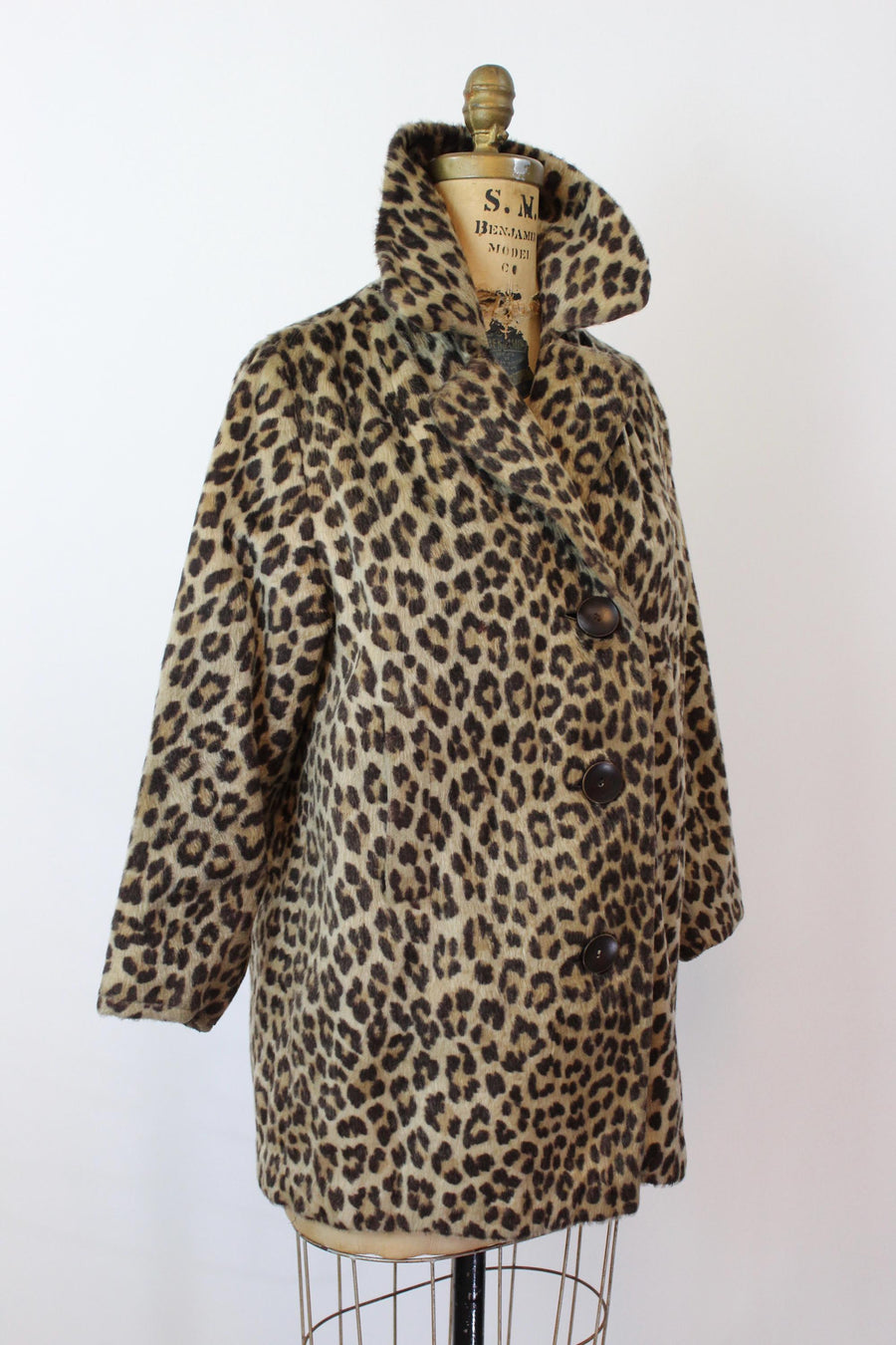 1960s LEOPARD faux fur coat xs small | new fall winter