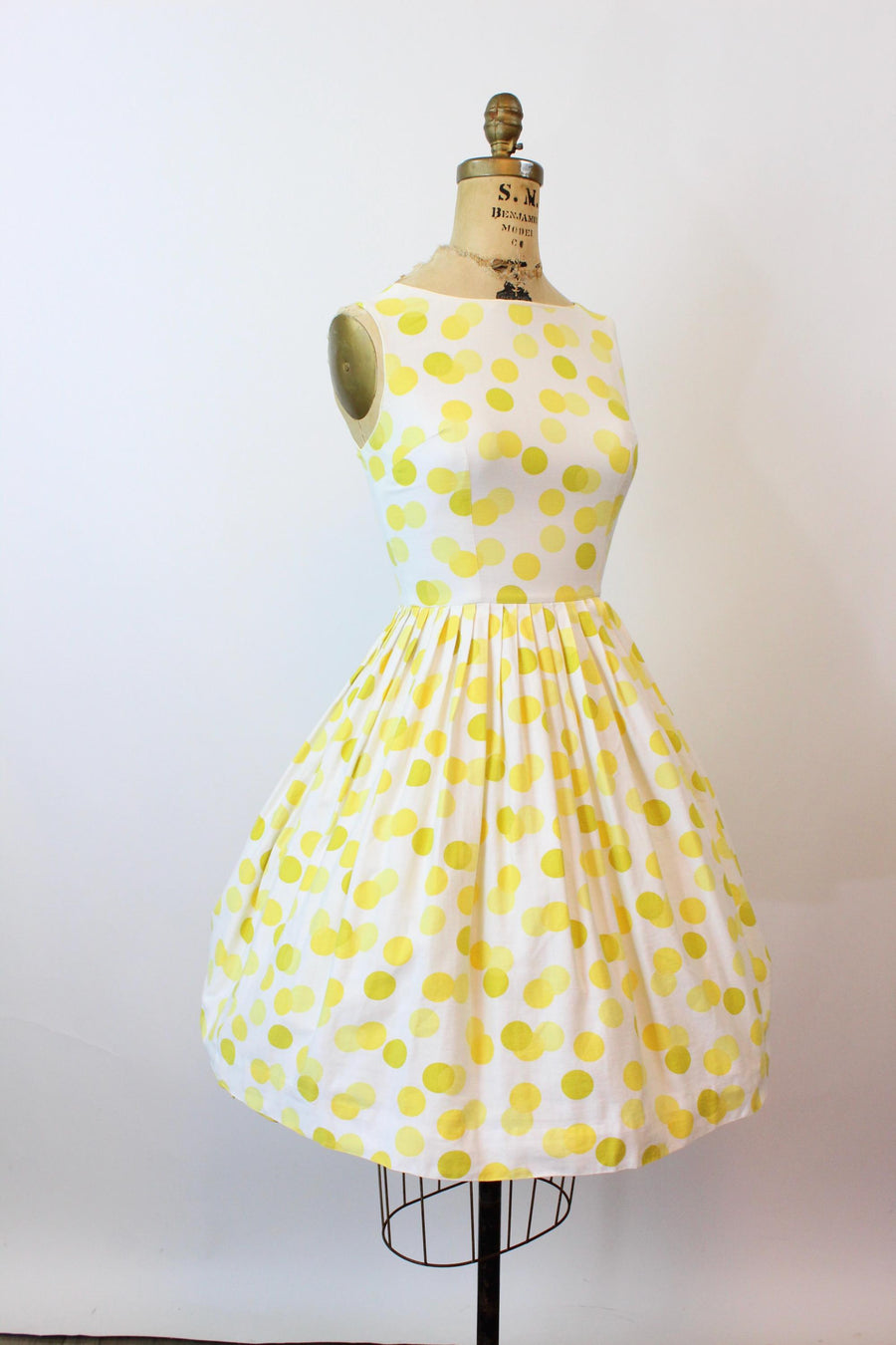 1950s POLKA DOT yellow cotton dress xs 1950s POLKA DOT yellow cotton dress xs