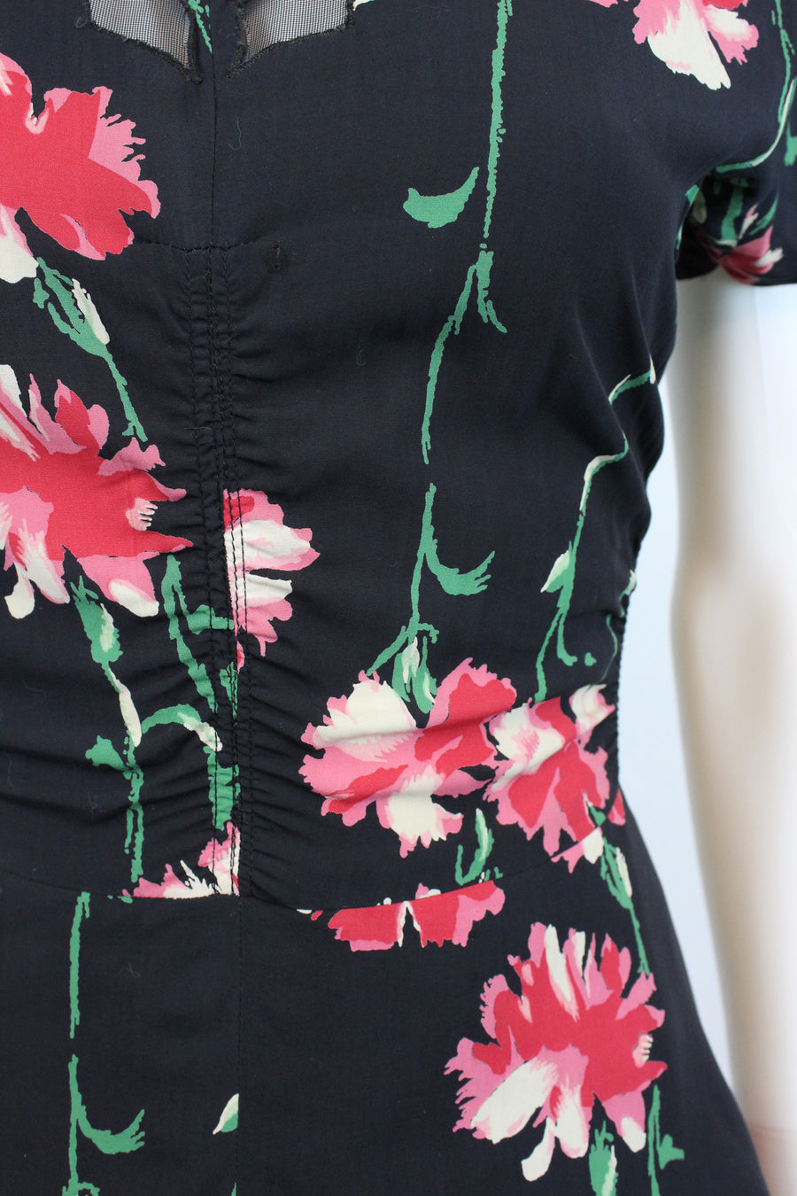 1940s carnation print dress xs | new fall