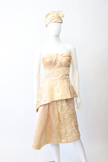 1950s strapless nude cocktail dress xs | new fall