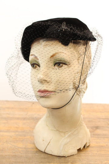 1940s hat vintage velvet veil fascinator | new fall