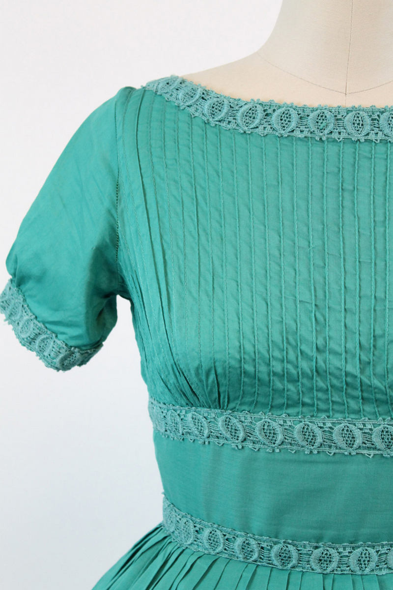 1950s cotton pintucked dress xxs | new spring