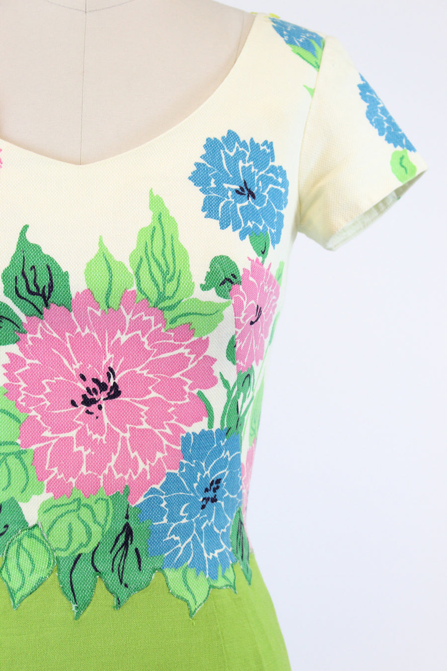 1950s floral cotton pique dress | vintage Jeanette Alexander wiggle dress | xxs