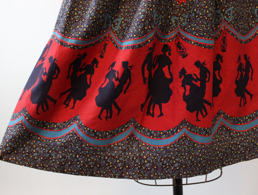 1950s barn dancing novelty print border skirt xs | vintage cotton full skirt