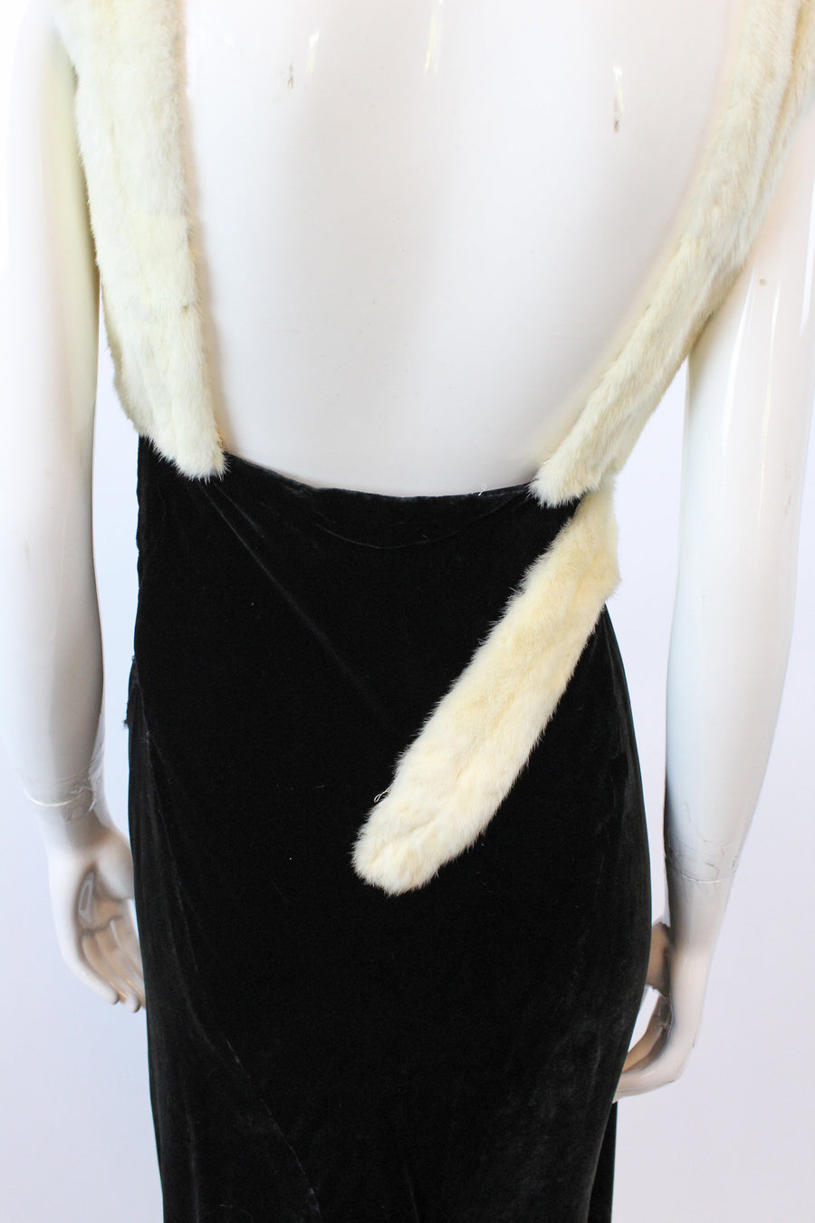 1930s silk velvet dress | bias cut Hattie Carnegie mink | xs