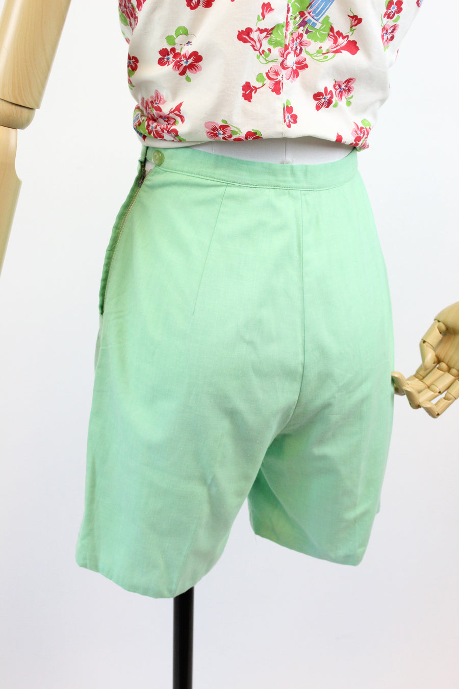 1950s mint cotton shorts xs | vintage bradley shorts