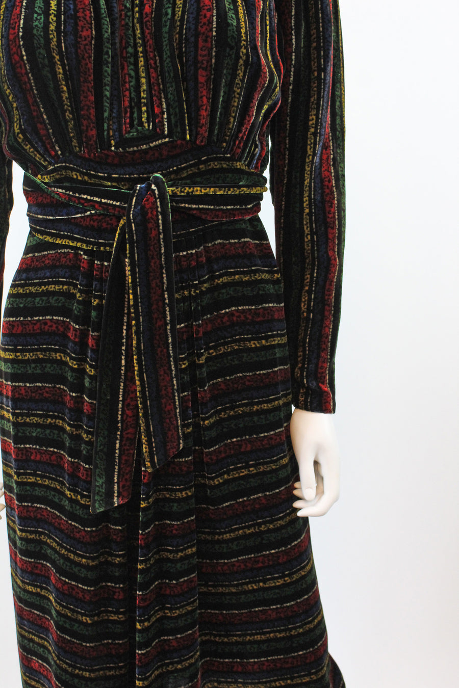 1930s 1940s CHANEL adaptation SILK velvet dress small | new in