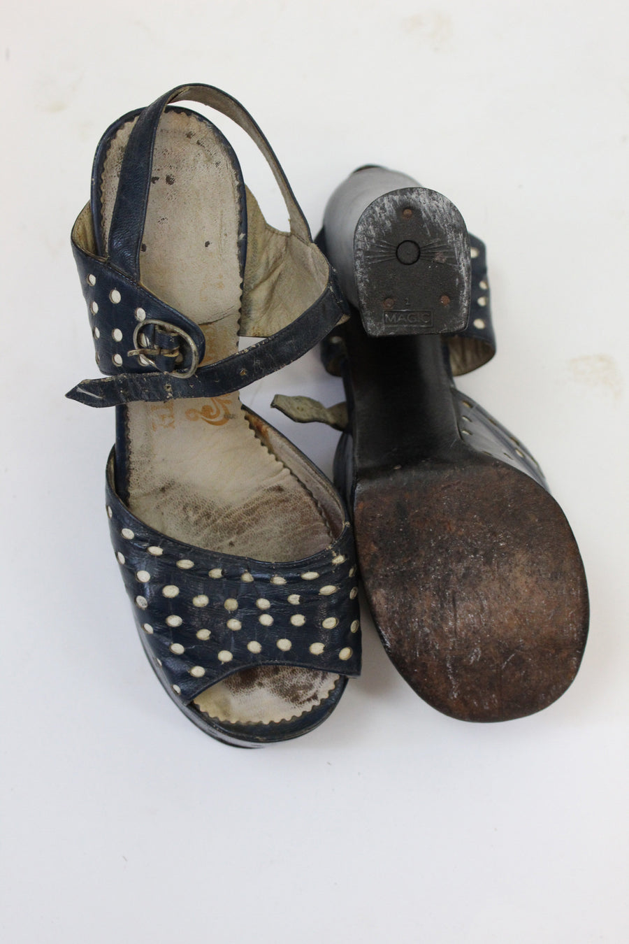 1970s does 1940s platform polka dot shoes size 5 us | new fall