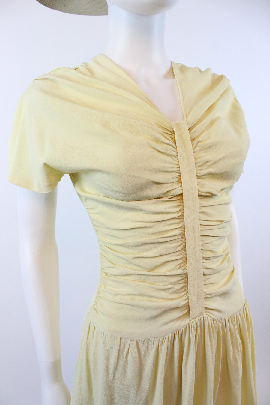 1940s Jourdelle of Hollywood cornsilk rayon dress small | new spring