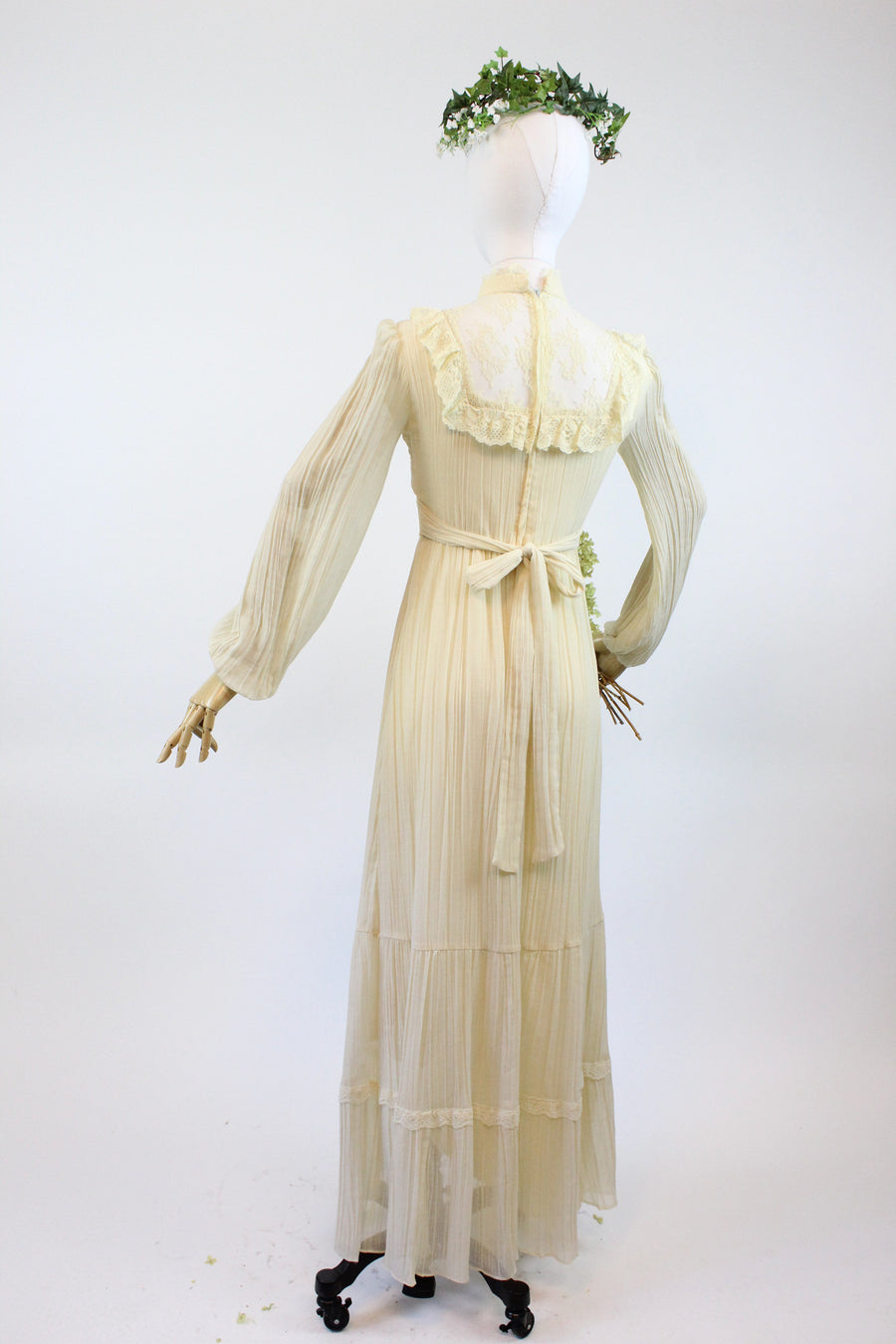1970s cotton BOHEMIAN wedding dress small | new spring