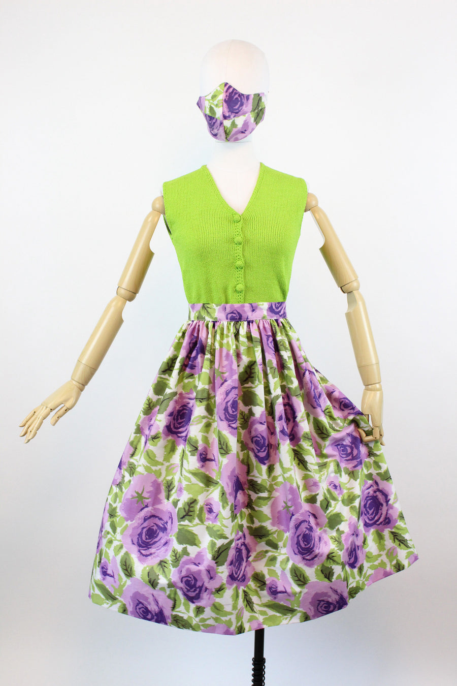 1950s purple ROSE fabric handmade skirt small | new fall