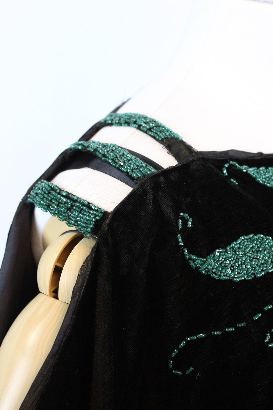 1920s RARE GREEN bead art deco velvet dress xs | new winter