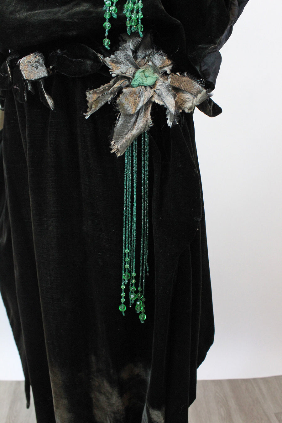 1920s RARE GREEN bead art deco velvet dress xs | new winter Napa Valley Vintage 1920s RARE GREEN bead art deco velvet dress xs | new winter Napa Valley Vintage
